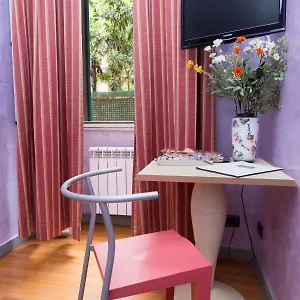 Bed and breakfast Domusamor Colosseo, Roma
